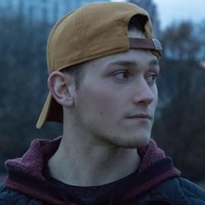 Meet your Posher, Travis